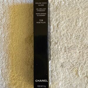 CHANEL Rouge Coco Gloss - Rouge Pulpe